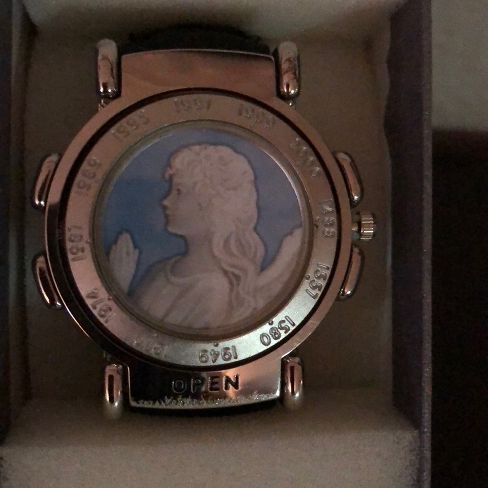 Four brand new working watches, $80.00 for all. - Picture 5 of 6